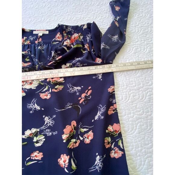 Fun2Fun Navy Blue Floral Print V-Neck Blouse Top Size Small NWOT - Picture 12 of 14